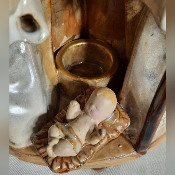 Vintage Christmas Nativity Scene Joseph Mary Baby Jesus in Front of Open Bible - Picture 11 of 14